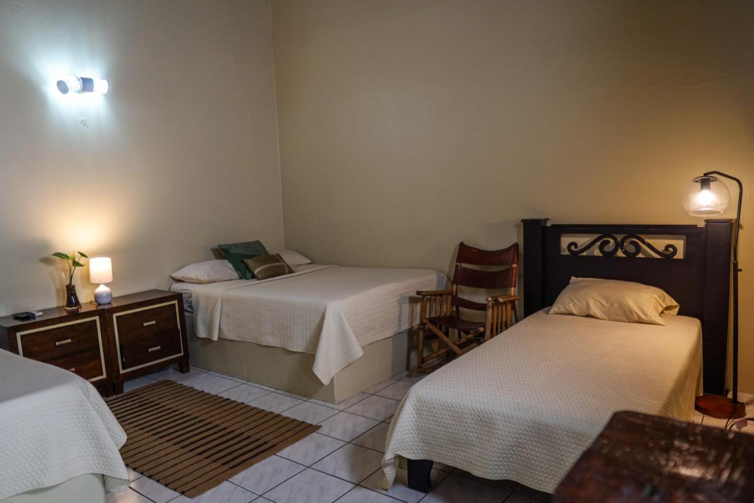 Hotel Y Cabinas Del Tropico Guápiles Dış mekan fotoğraf
