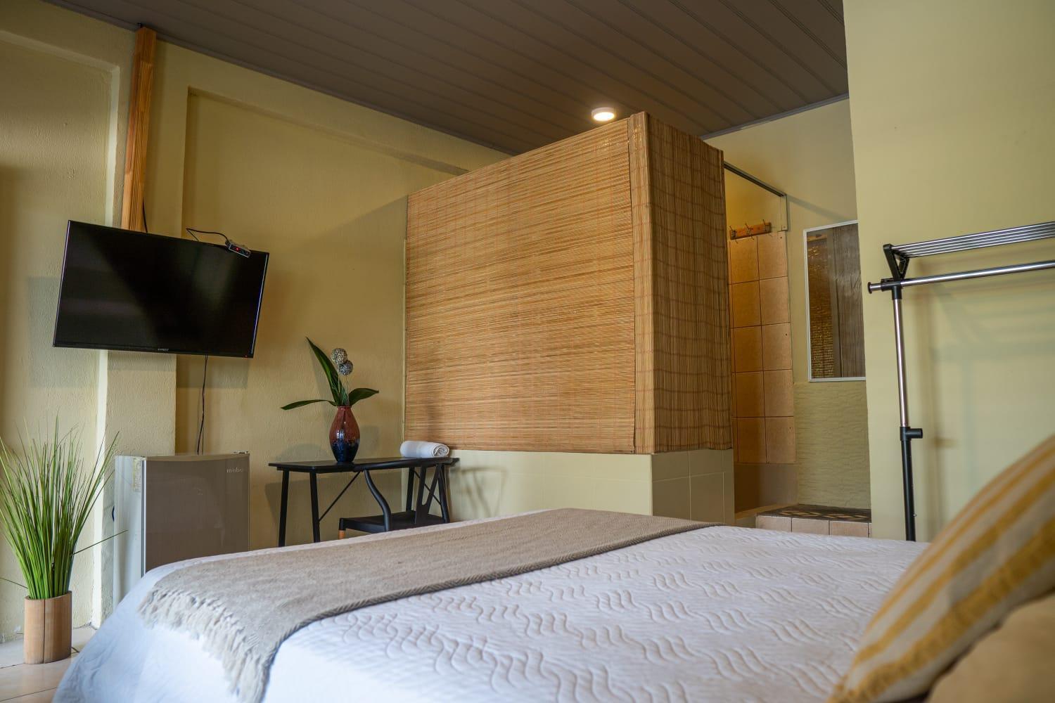 Hotel Y Cabinas Del Tropico Guápiles Dış mekan fotoğraf